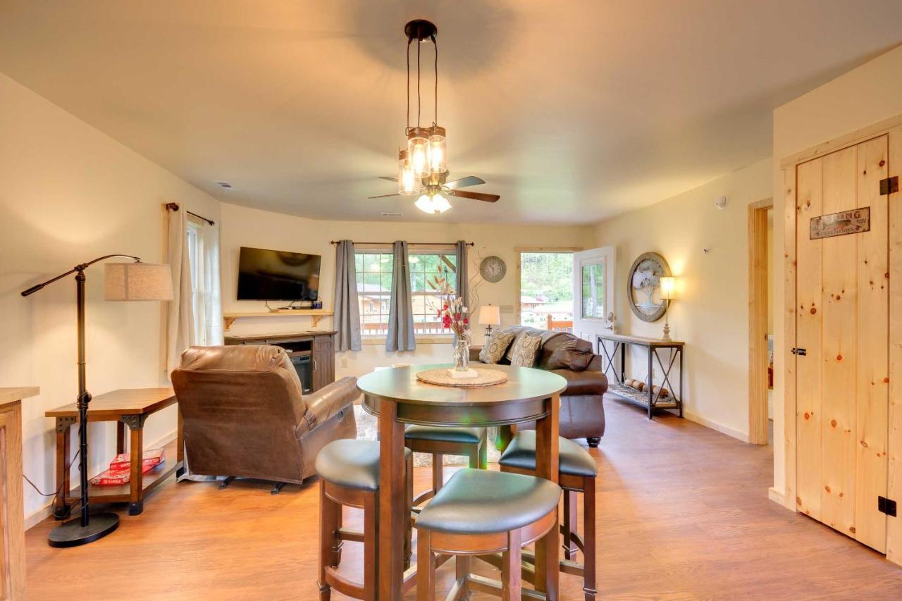 Cozy Cabin On Tuckasegee River - Near Bryson City Esterno foto