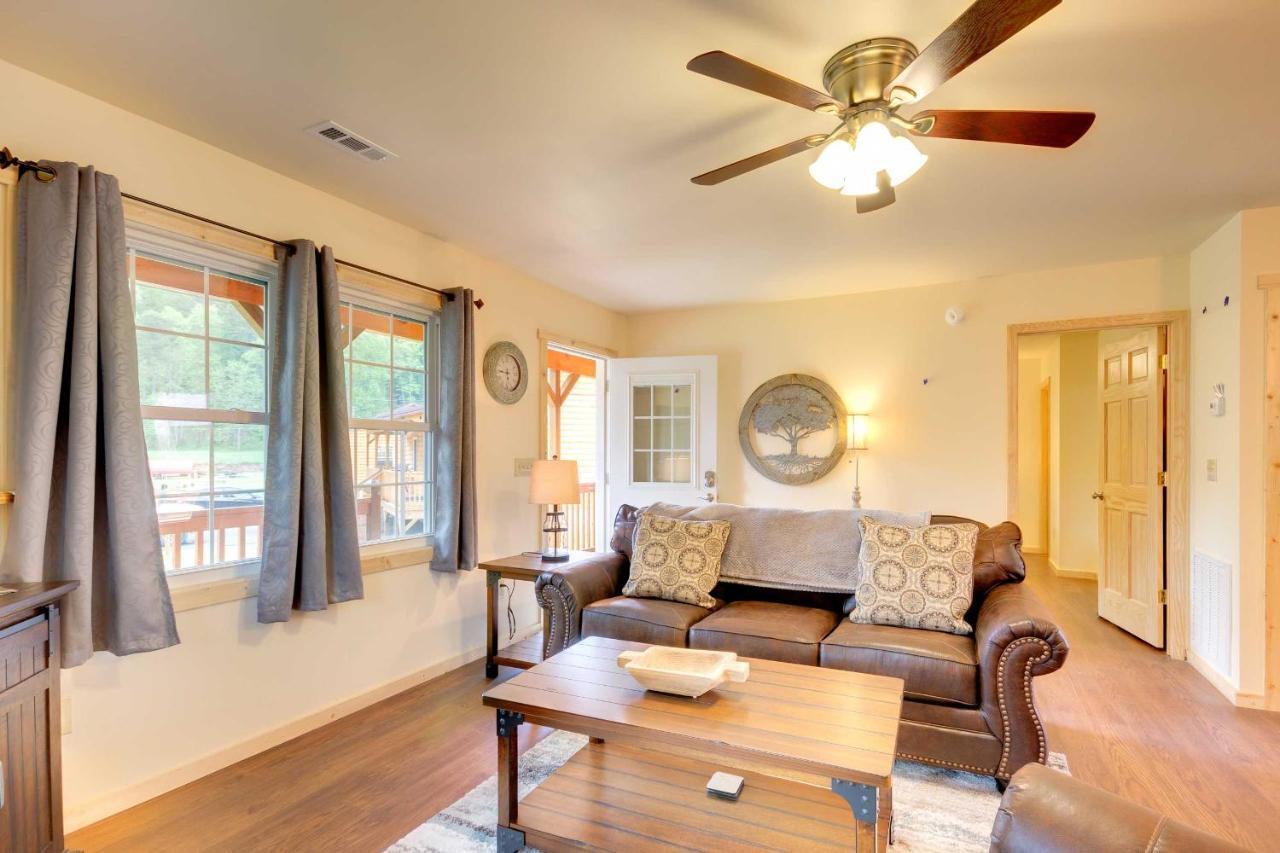 Cozy Cabin On Tuckasegee River - Near Bryson City Esterno foto